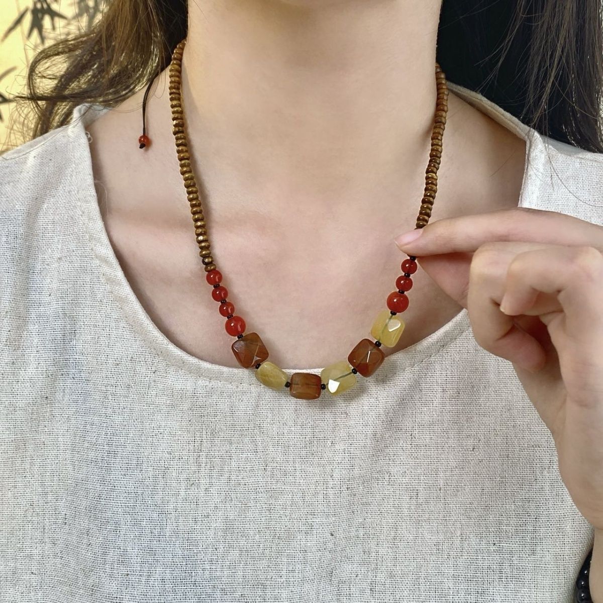 Women's Ethnic Style Clavicle Chain Neck Concealer Necklace
